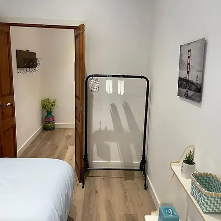 2 Bedrooms Well Connected Cornella de Llobregat