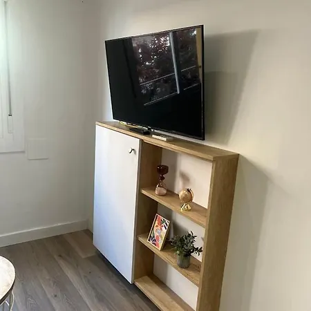 Apartment 2 Bedrooms Well Connected Cornella de Llobregat