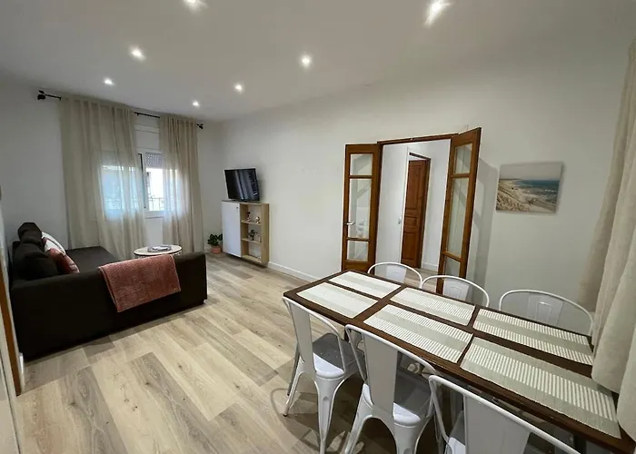 2 Bedrooms Well Connected * Cornellà de Llobregat