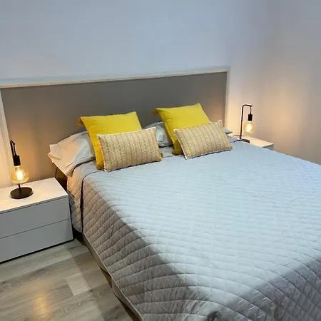 2 Bedrooms Well Connected Apartamento