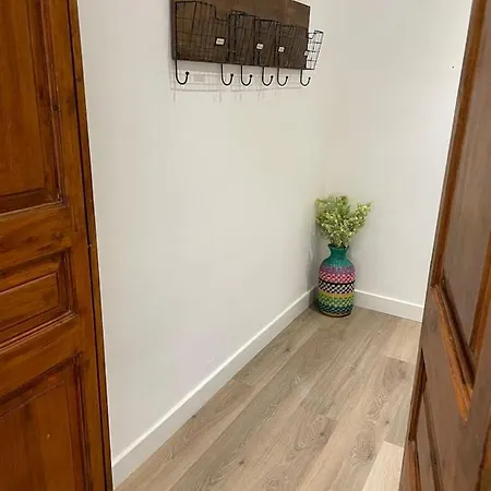 Apartamento 2 Bedrooms Well Connected Cornellà de Llobregat