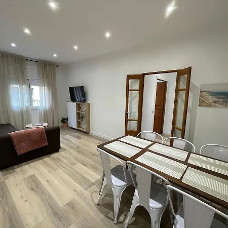 2 Bedrooms Well Connected * Cornellà de Llobregat