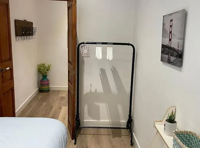 2 Bedrooms Well Connected Cornellà de Llobregat