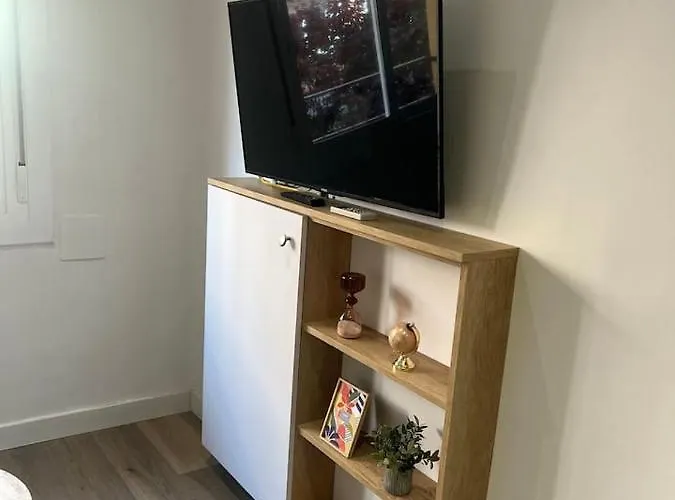 Appartamento 2 Bedrooms Well Connected Cornellà de Llobregat